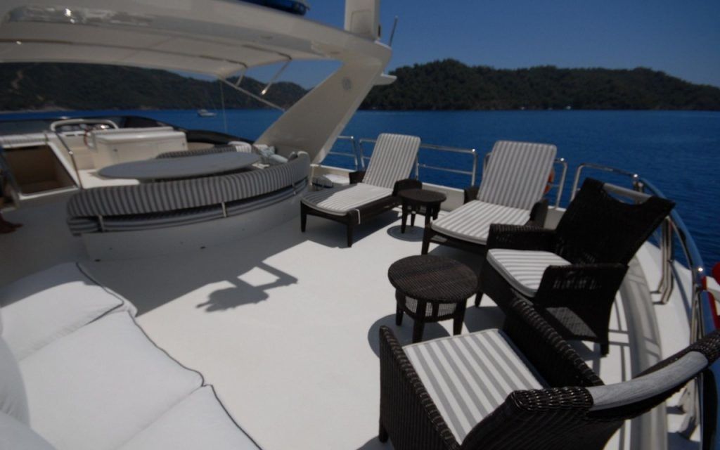 Azimut 85 F | Stoli