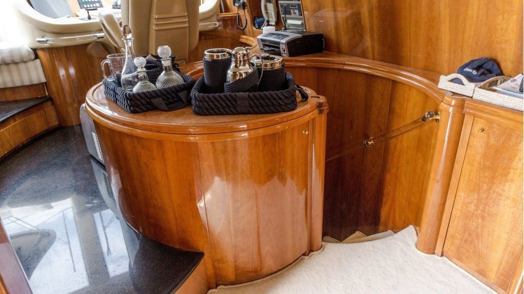 Azimut 85 F | Stoli