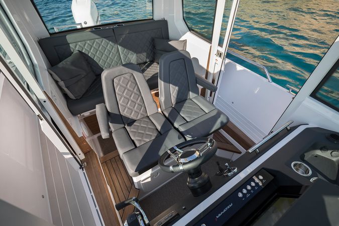 Axopar 28 Cabin | Rani