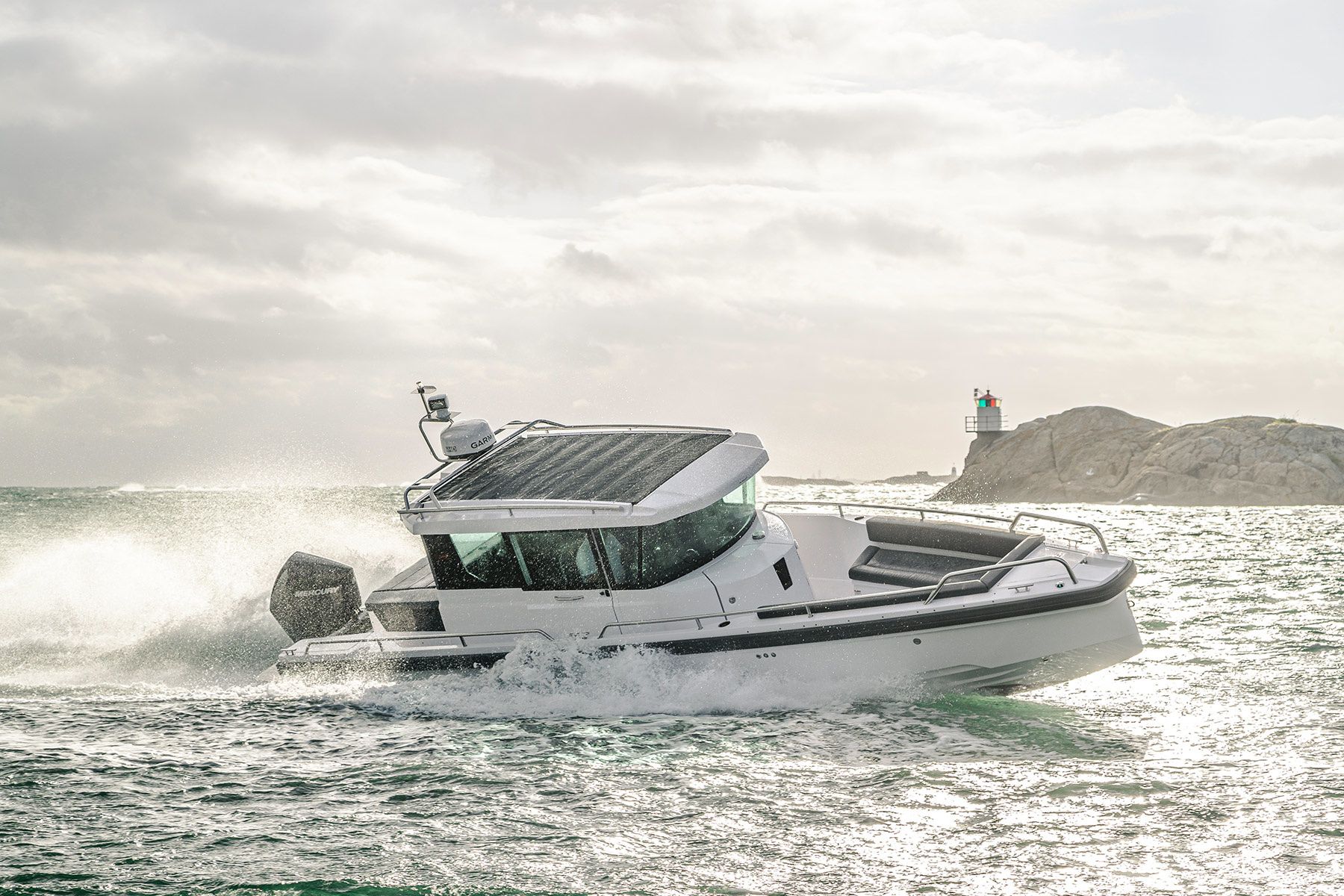 Axopar 28 Cabin | Rani