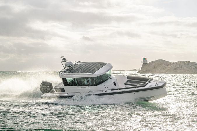 Axopar 28 Cabin | Rani