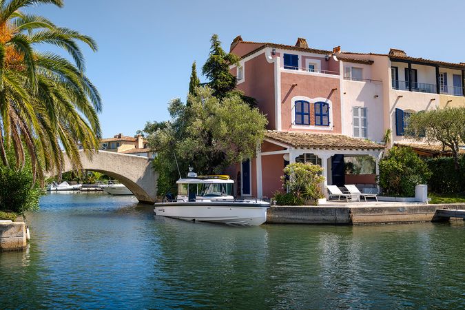 Axopar 28 Cabin | Rani