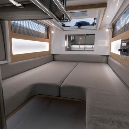 Axopar 28 Cabin | Rani