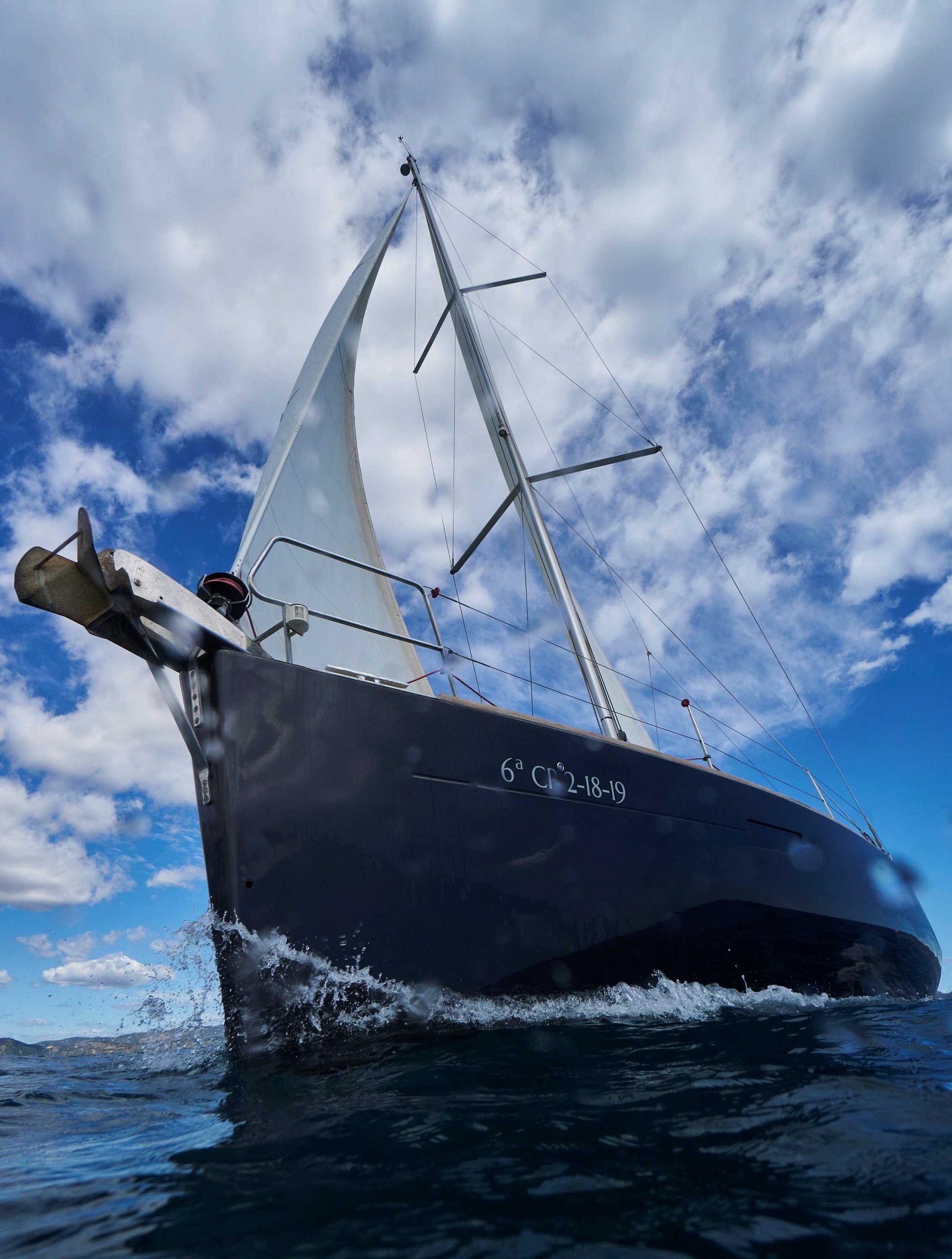 Beneteau Oceanis 45 | Darkness