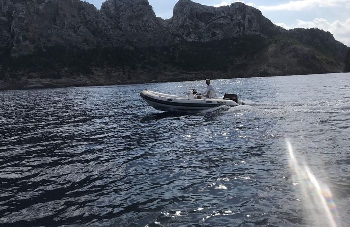 Quicksilver 450 | Nena