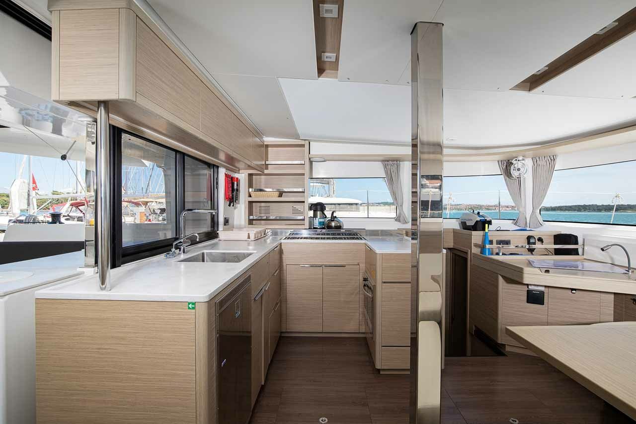 Lagoon 46 | Manta Maris