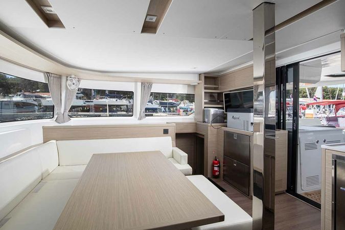 Lagoon 46 | Manta Maris