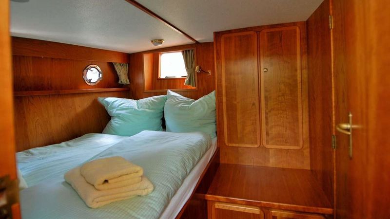 Linssen Dutch Sturdy 320 | Hilde