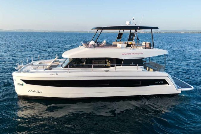 Fountaine Pajot MY6 | Family 2.0