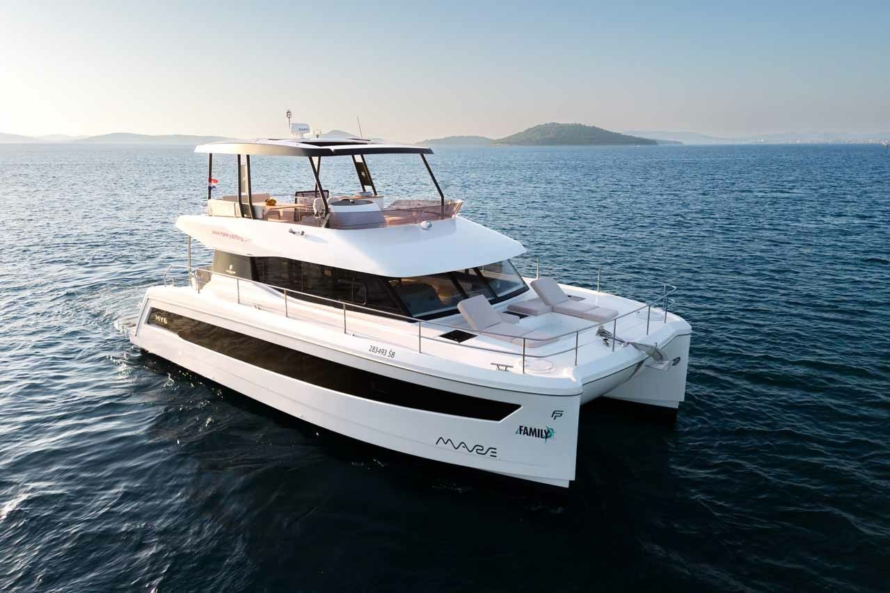 Fountaine Pajot MY6 | Family 2.0