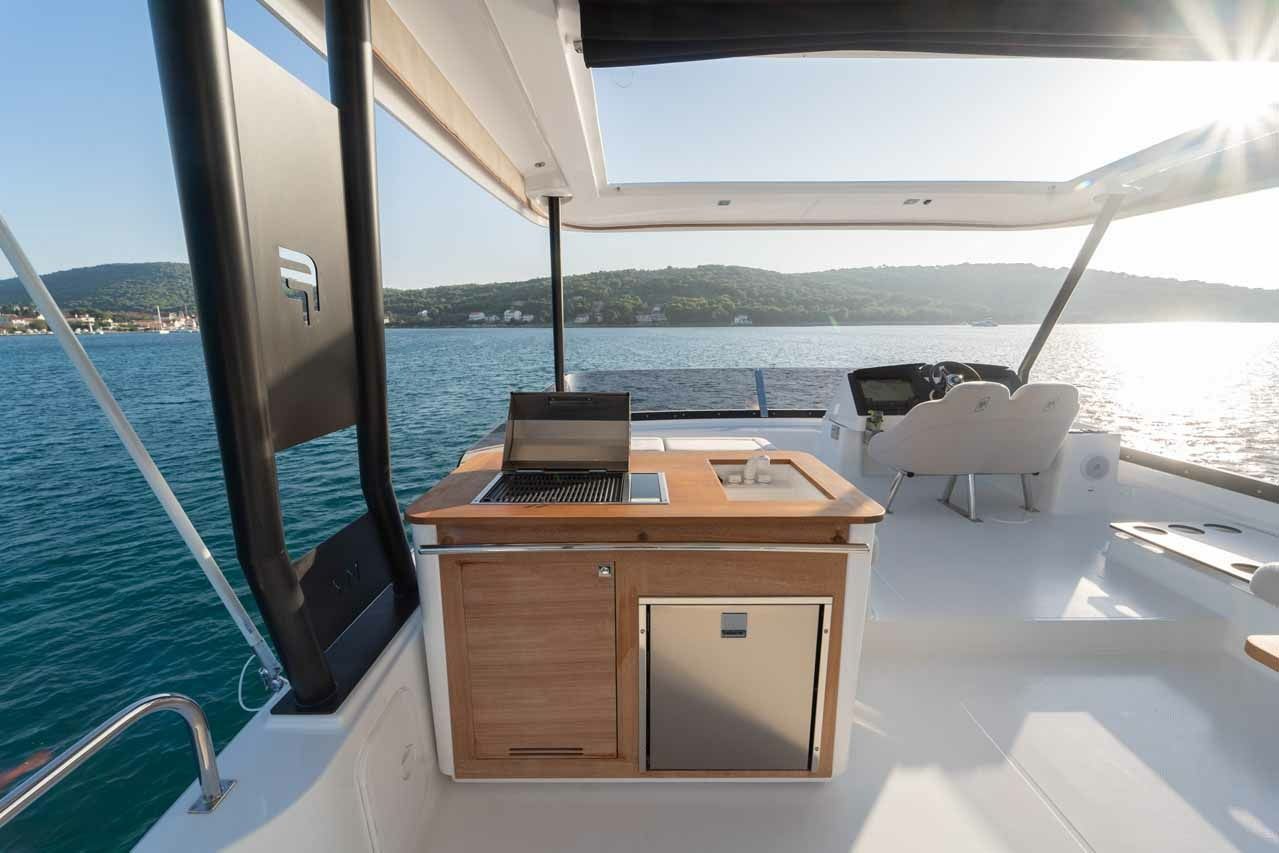 Fountaine Pajot MY6 | Family 2.0