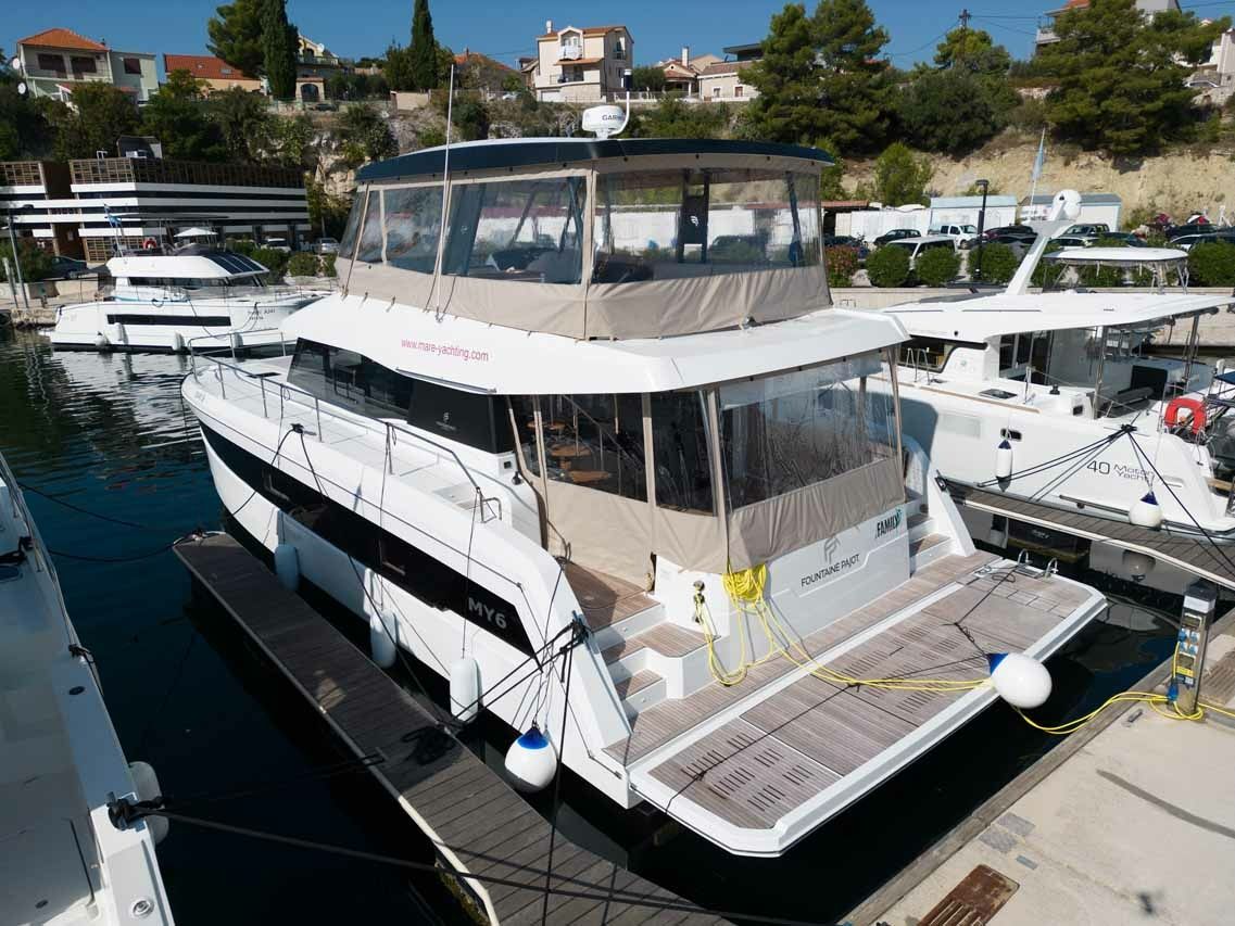 Fountaine Pajot MY6 | Family 2.0