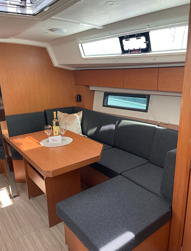 Bavaria C42 | Coco