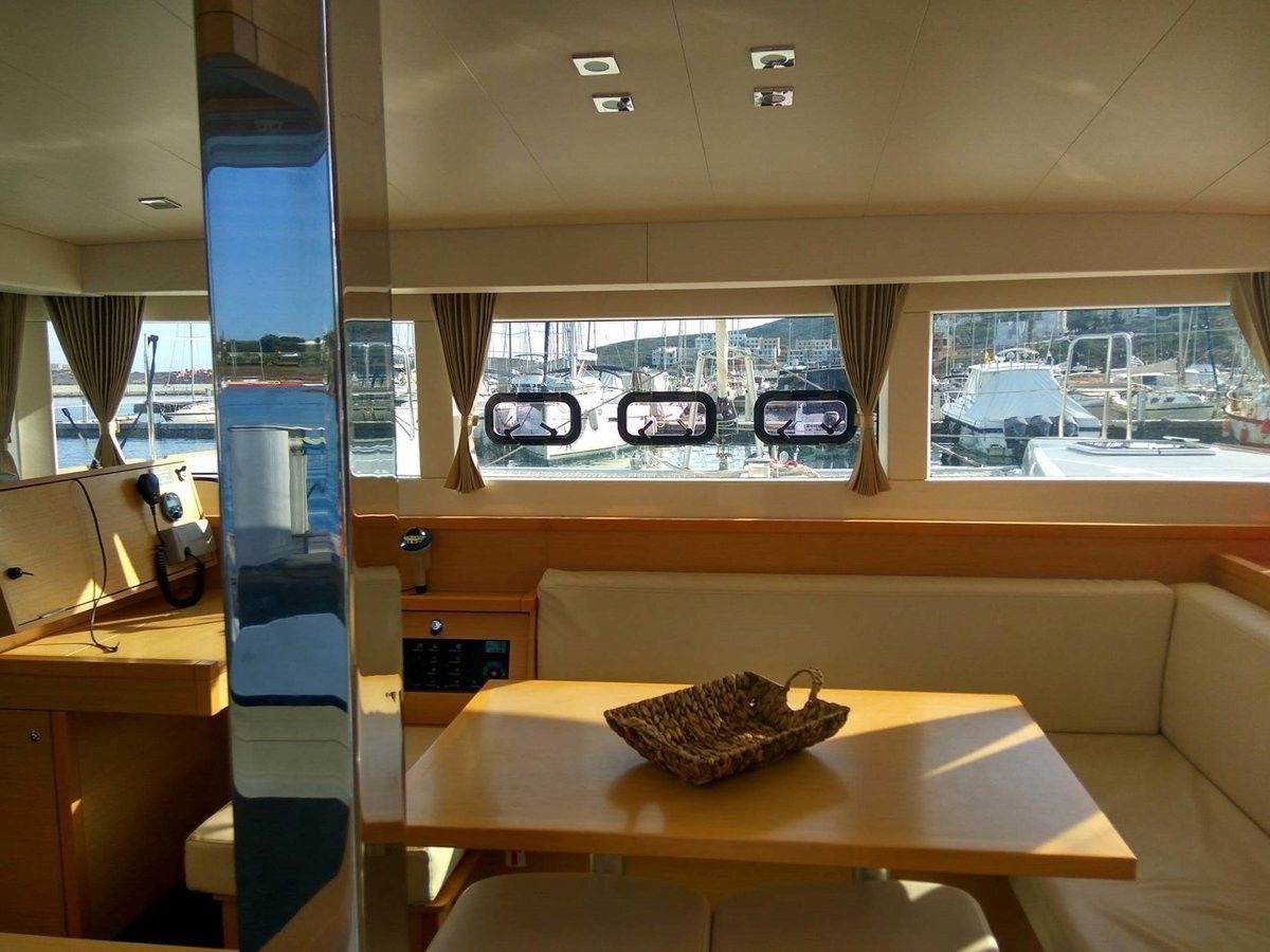 Lagoon 39 | Tortilla