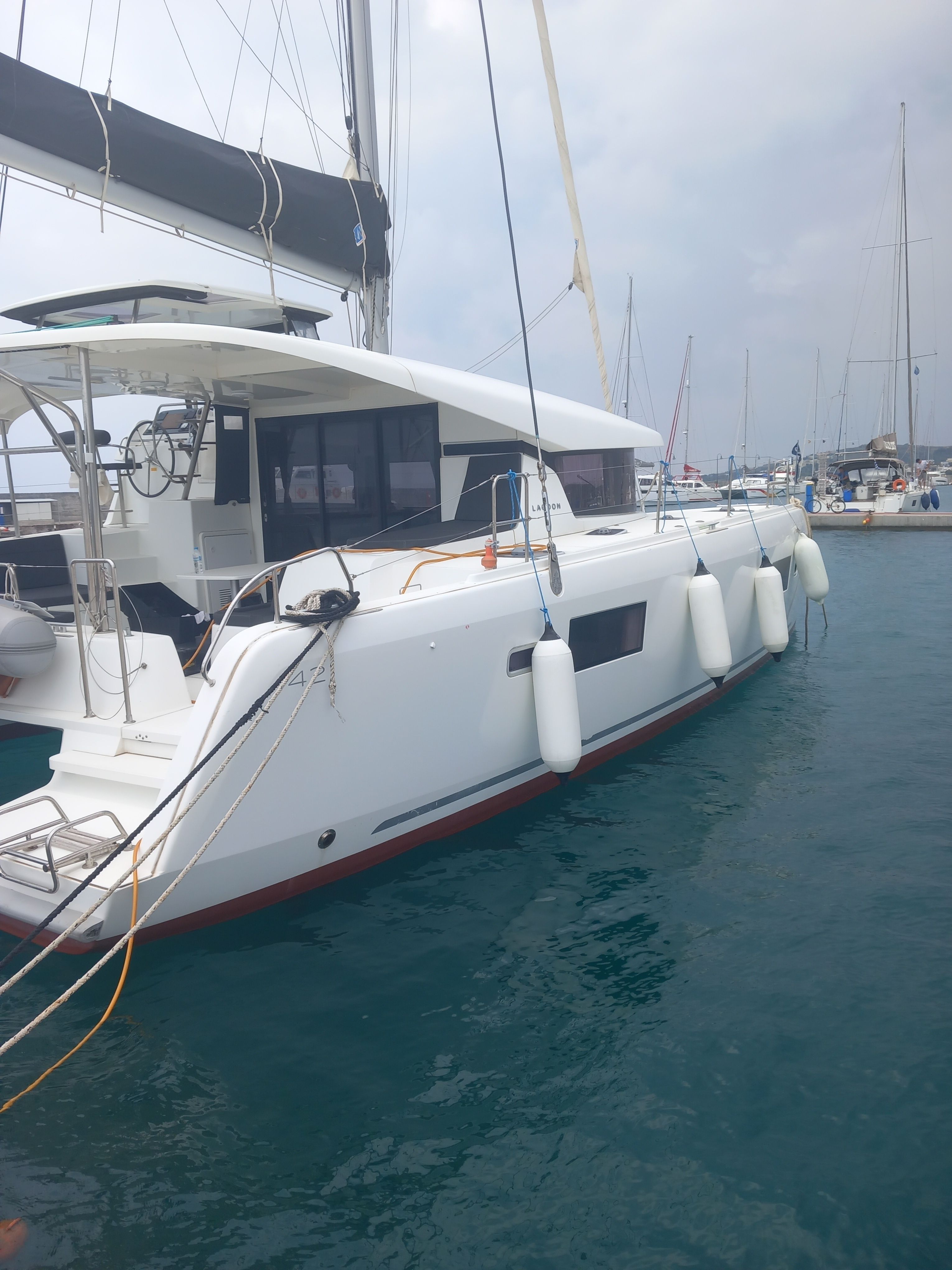 Lagoon 42 | Neverland