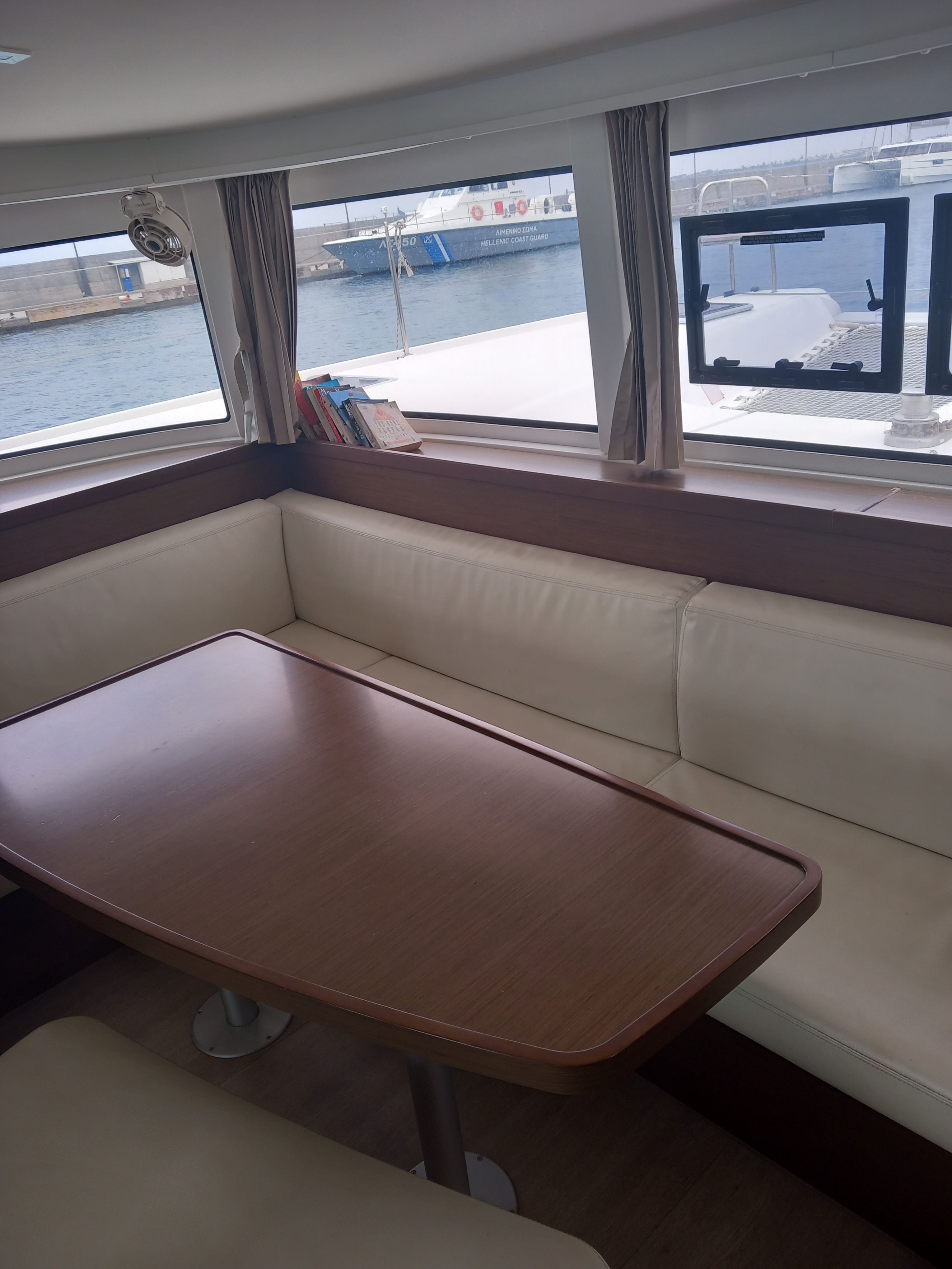 Lagoon 42 | Neverland