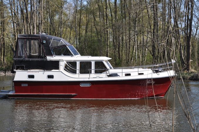 Pedro Levanto 32 | Hetty