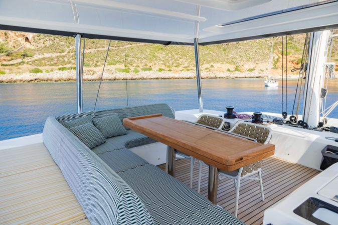 Lagoon 55 | Cara