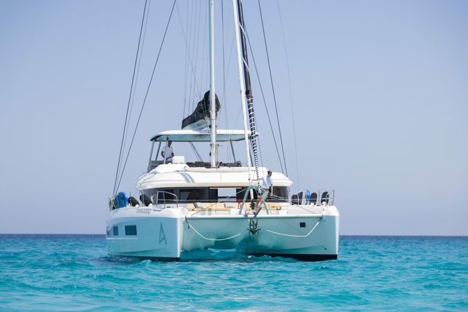 Lagoon 55 | Cara