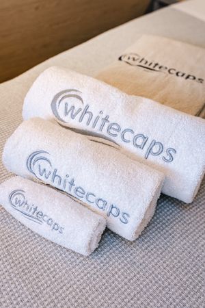 Lagoon Sixty 5 | White Caps