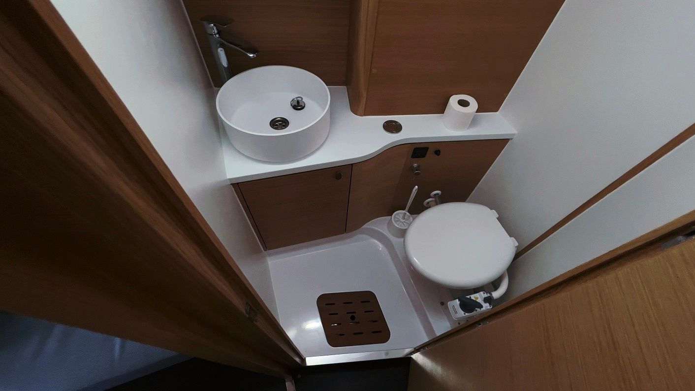 Elan E6 | Black Panther