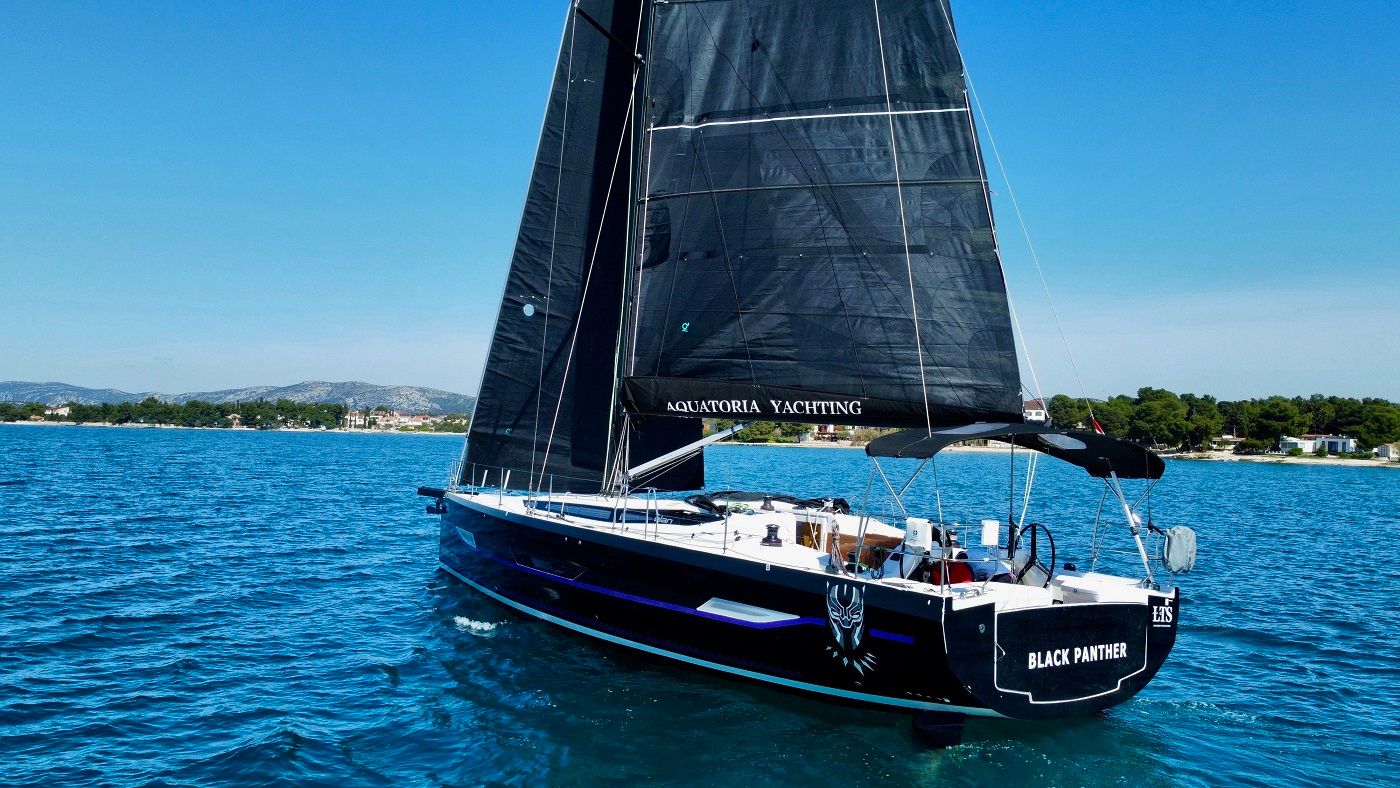 Elan E6 | Black Panther