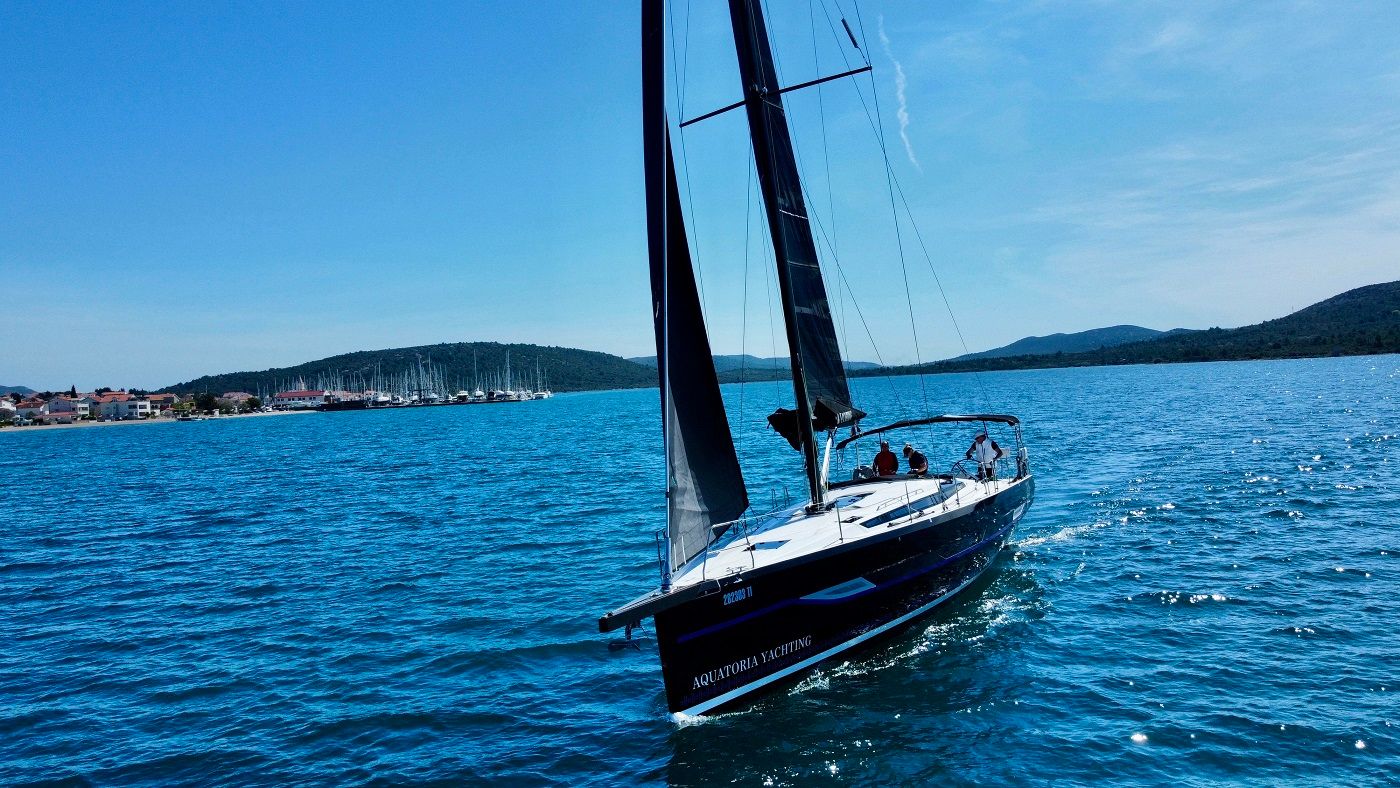 Elan E6 | Black Panther