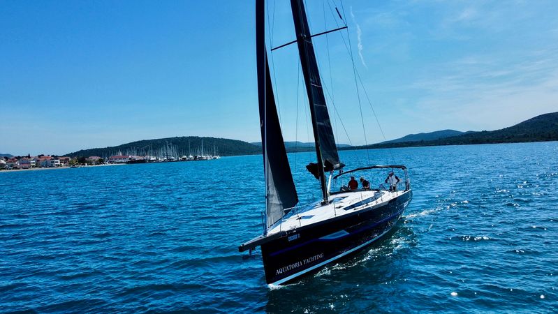 Elan E6 | Black Panther