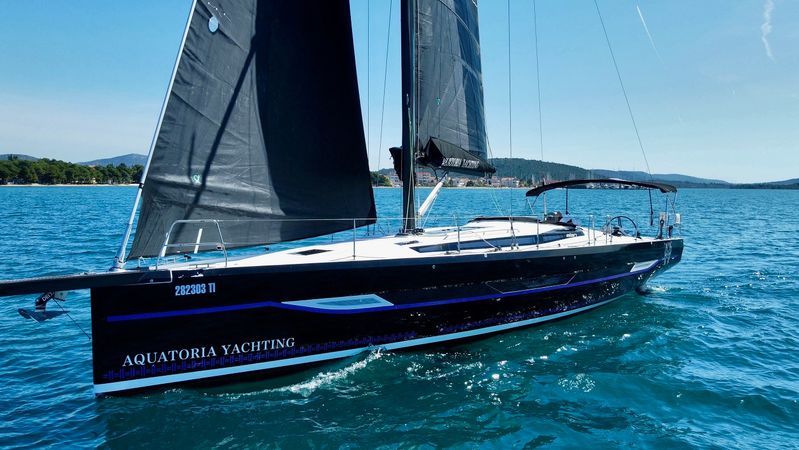 Elan E6 | Black Panther