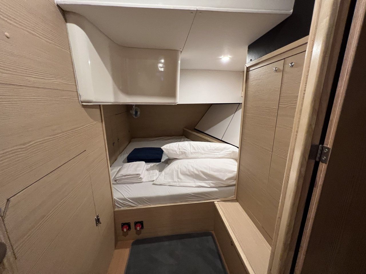 D and D Kufner 54 | Aurora Blu