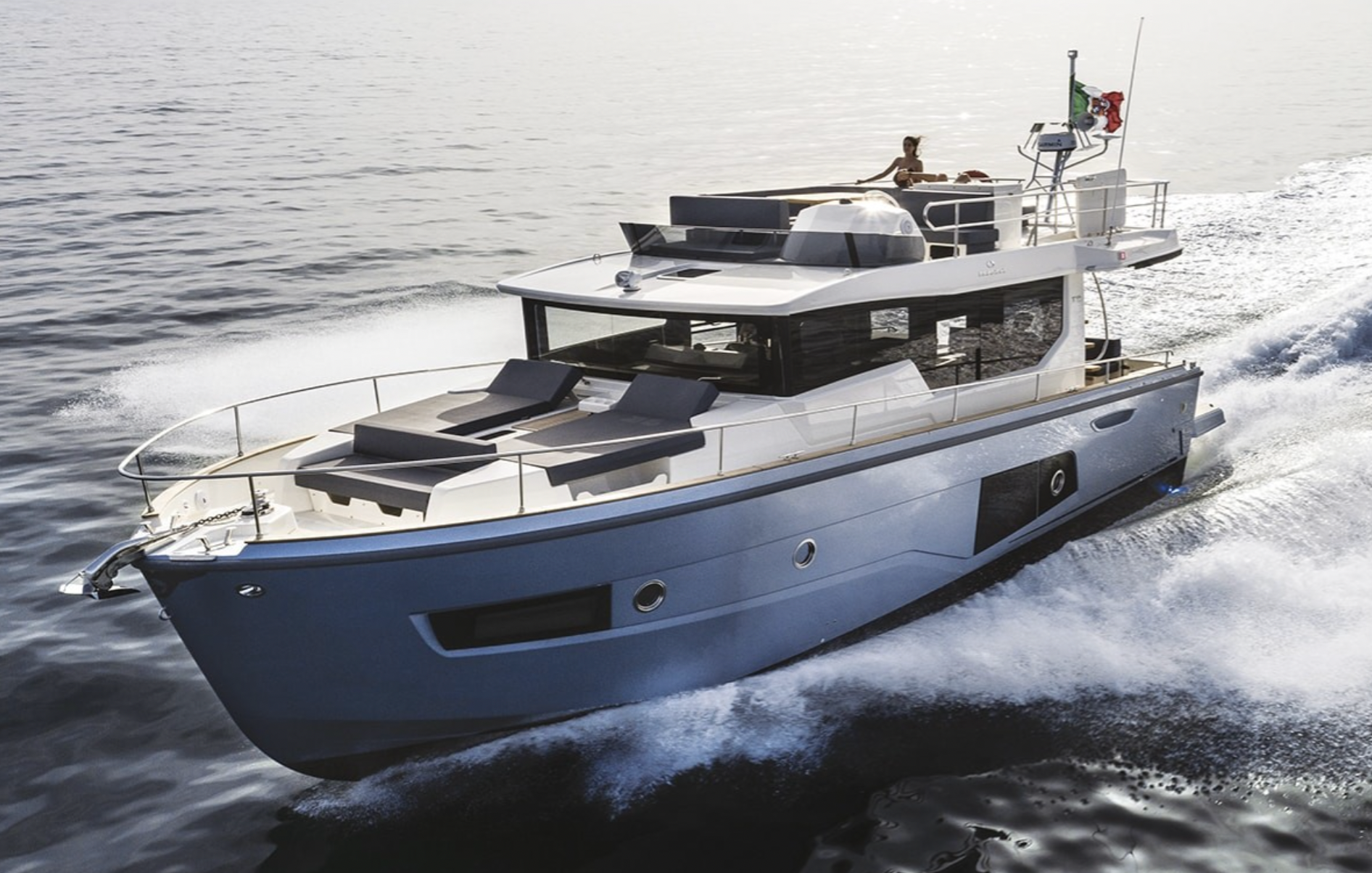 T43 Eco Trawler