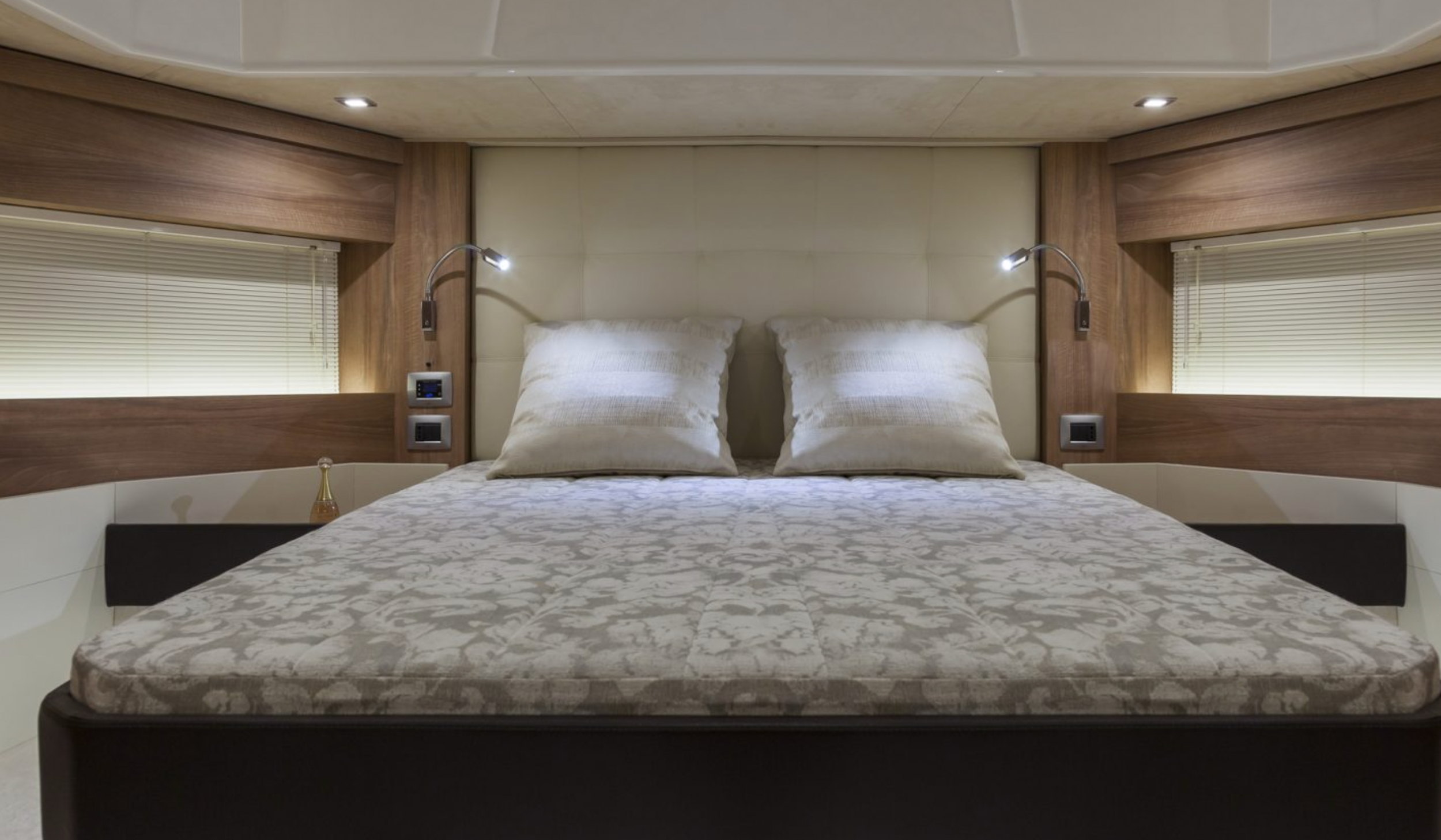 Cranchi T43 Eco Trawler | G&K2