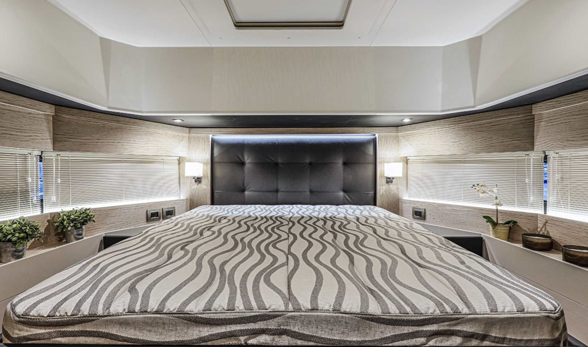 Cranchi T43 Eco Trawler | G&K2