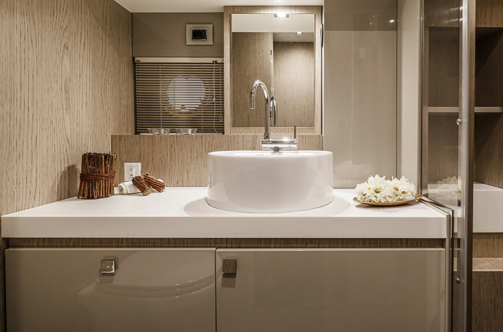 Cranchi T43 Eco Trawler | G&K2