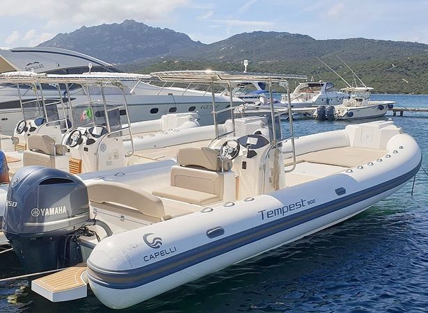 Capelli Tempest 900 | Maxi Rib