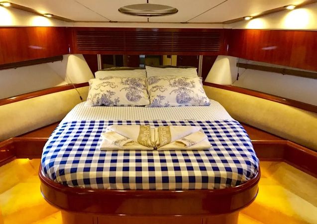 Fairline Squadron 58 | Alex