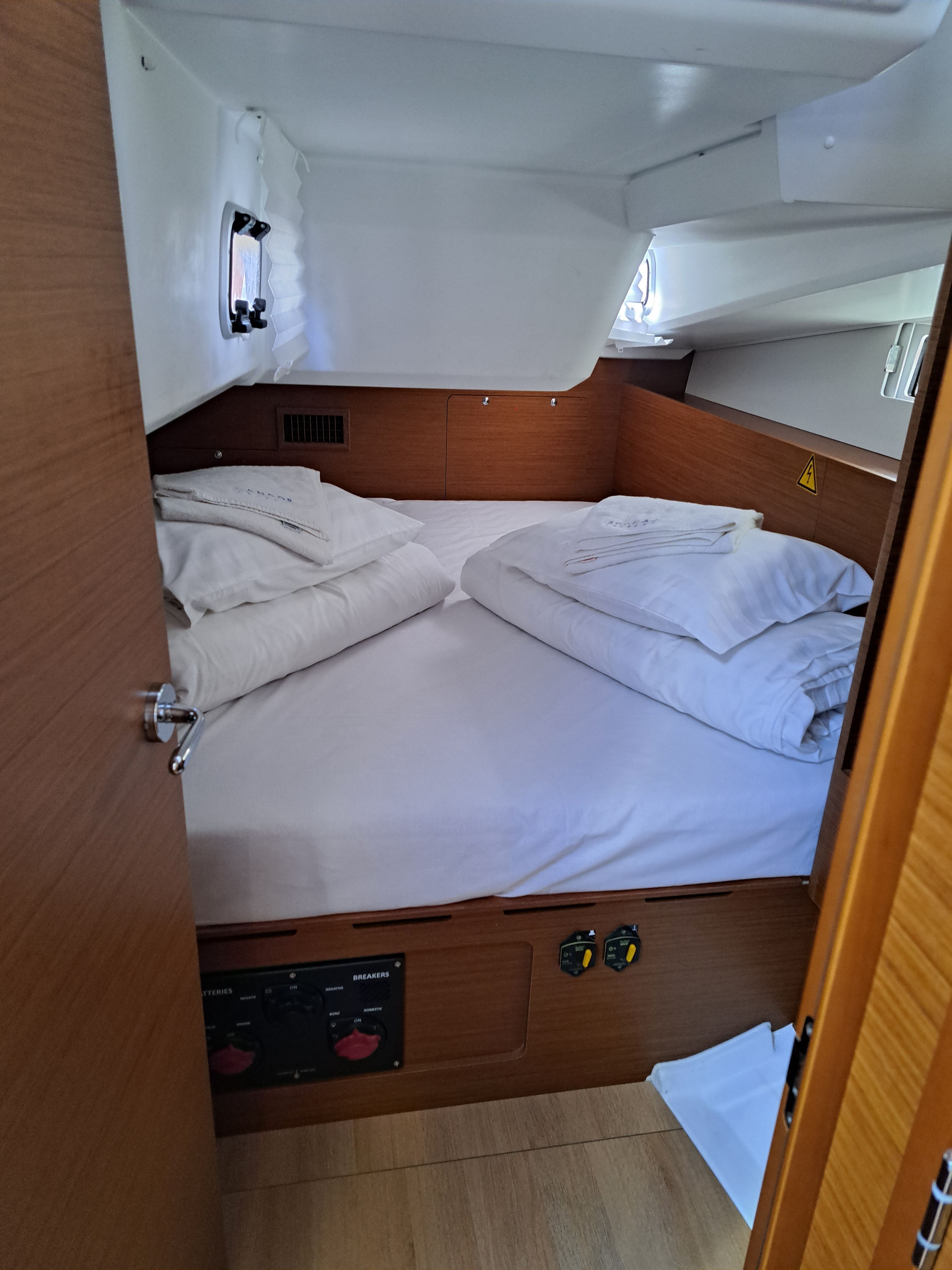Jeanneau Sun Odyssey 490 | Mirr Murr