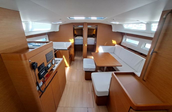 Jeanneau Sun Odyssey 490 | Mirr Murr