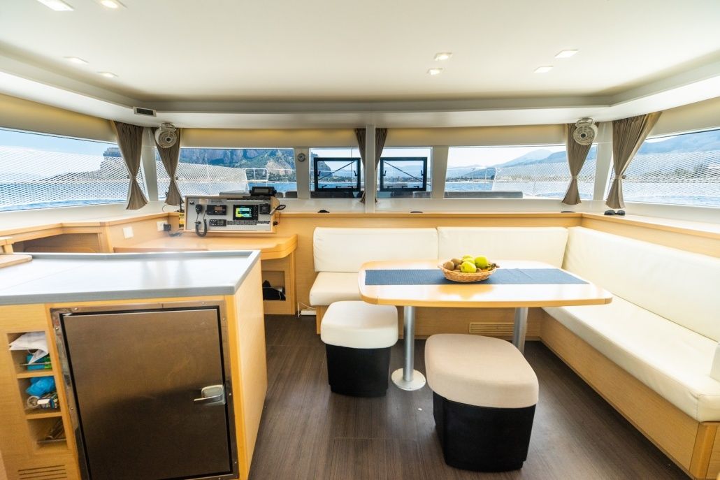 Lagoon 450 S | Felix Finis