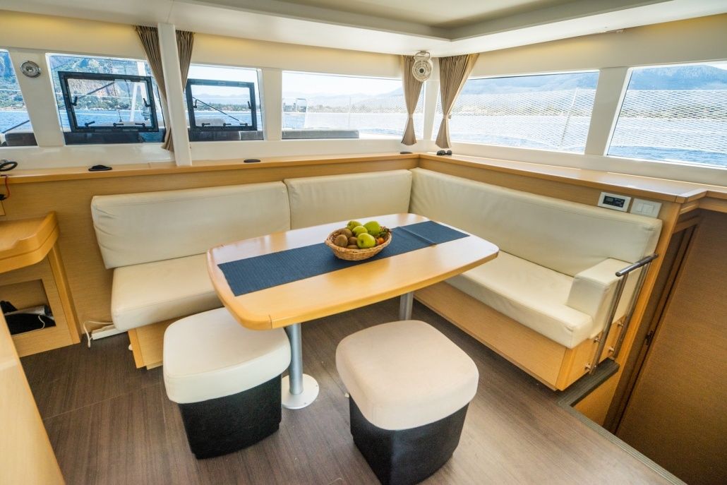 Lagoon 450 S | Felix Finis