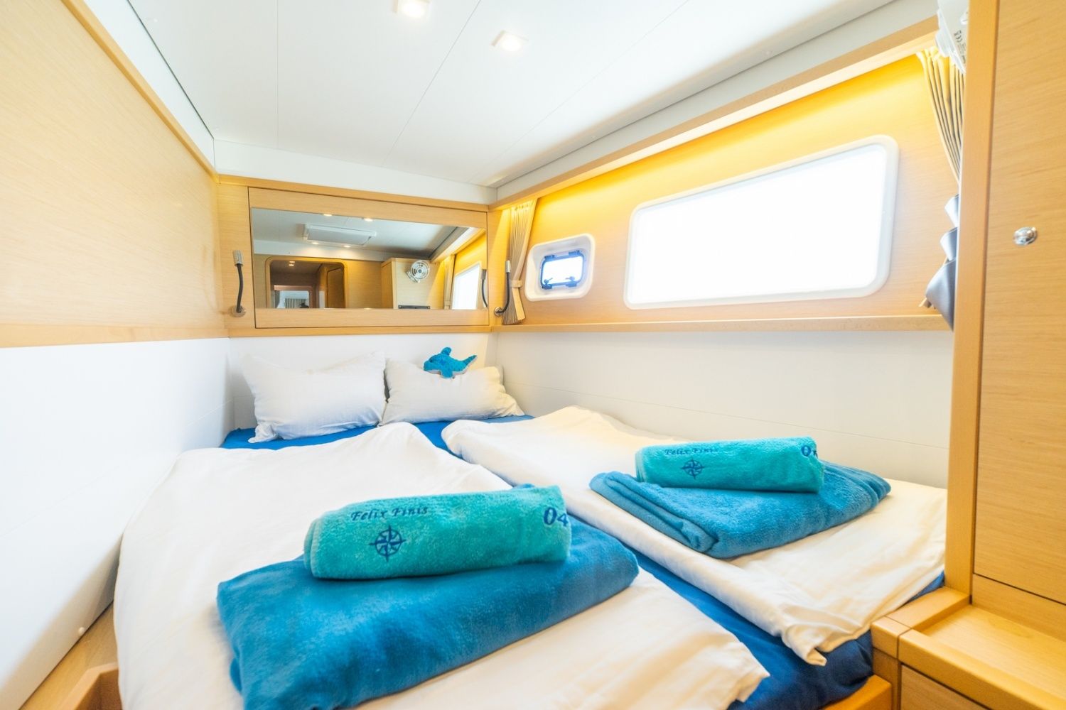 Lagoon 450 S | Felix Finis