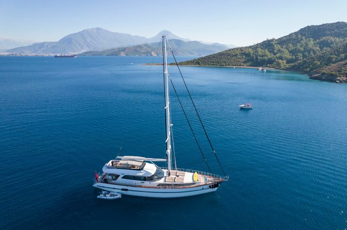 Motor Sailer 91 | Destiny