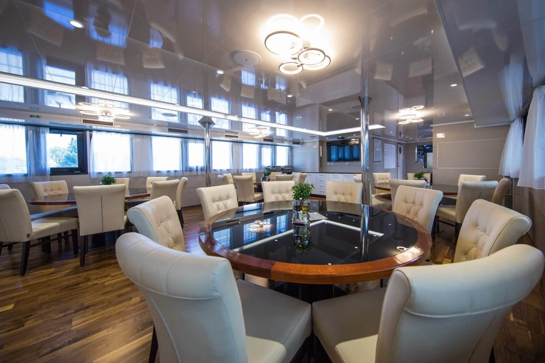 Motor Sailer 158 | Ambassador