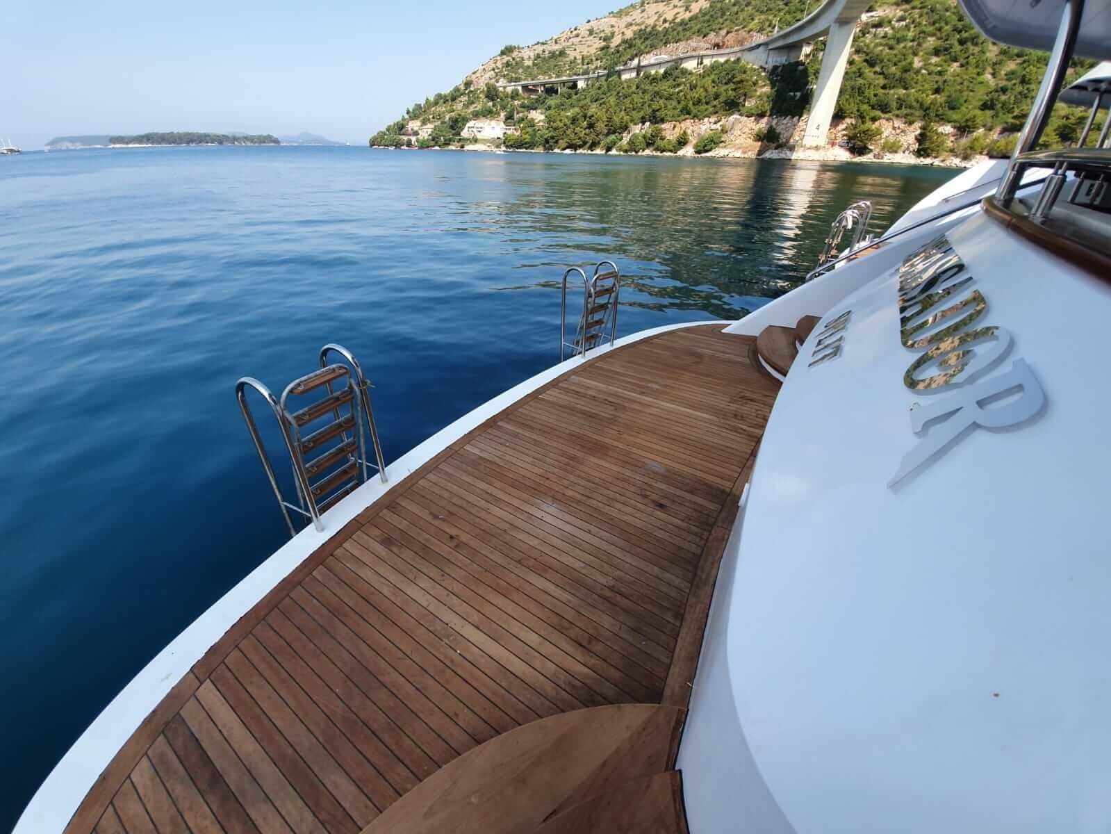 Motor Sailer 158 | Ambassador