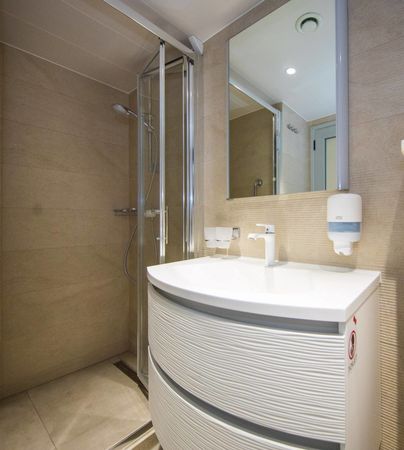 Motor Sailer 158 | Ambassador