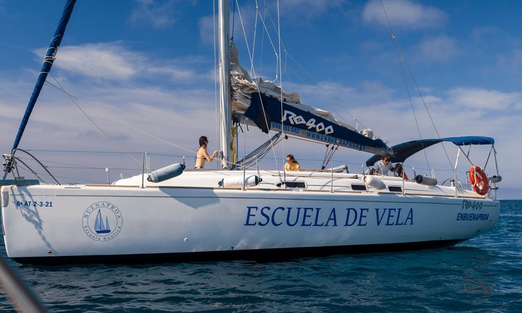 Ronautica 400 | En Buena Proa