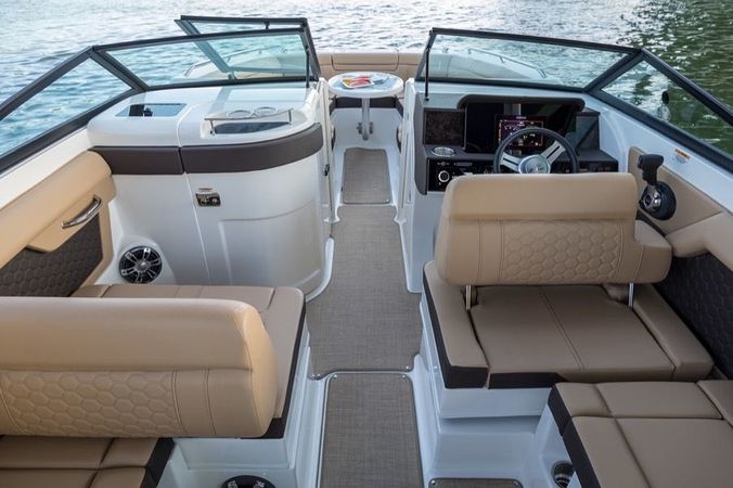 Sea Ray SDX 270 | Happy Hours