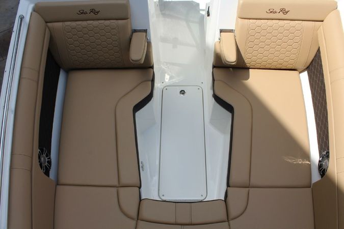 Sea Ray SDX 270 | Happy Hours