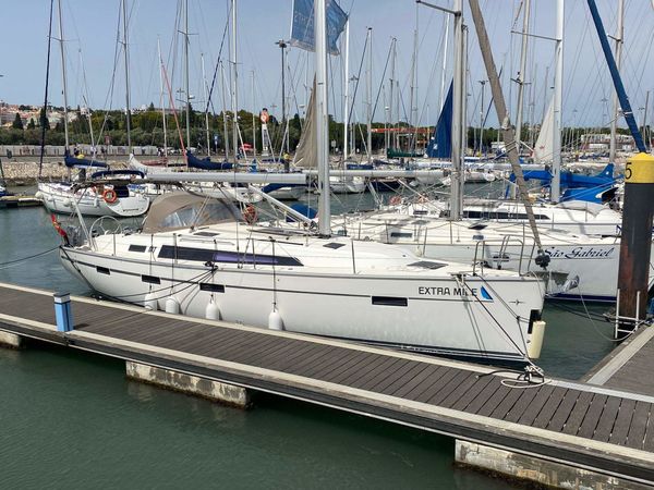 Bavaria Cruiser 41 | Extra Mile