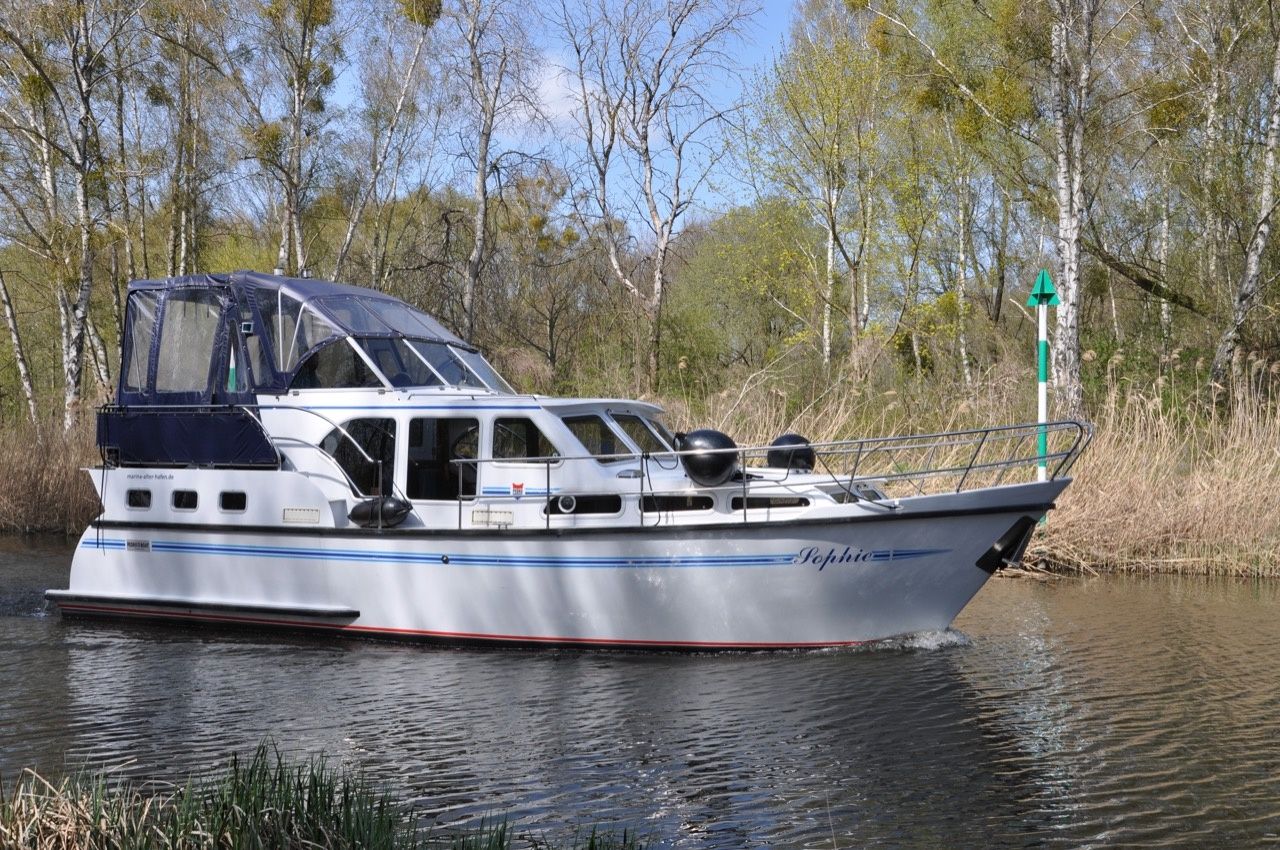 Pedro Skiron 35 | Sophie